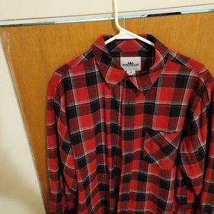 Plaid Flannel Shirt, North East Outfitters, Large(medium/large).